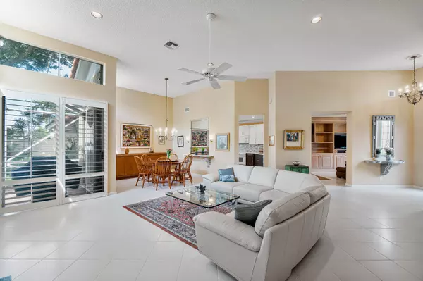 Boca Raton, FL 33496,17088 Newport Club DR