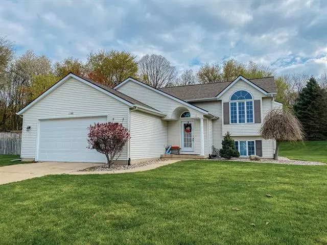 7190 Shalimar, Comstock Park, MI 49321