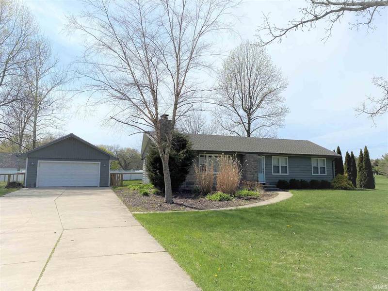 52043 Fir Road, Granger, IN 46530-7346