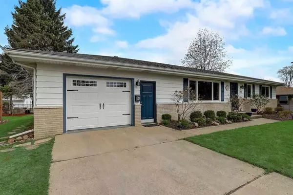 Madison, WI 53704,702 Delladonna Way