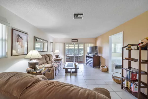 Delray Beach, FL 33445,738 Whippoorwill LN