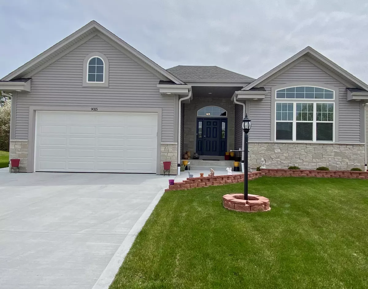 Caledonia, WI 53126,9015 Prairie Crossing Dr