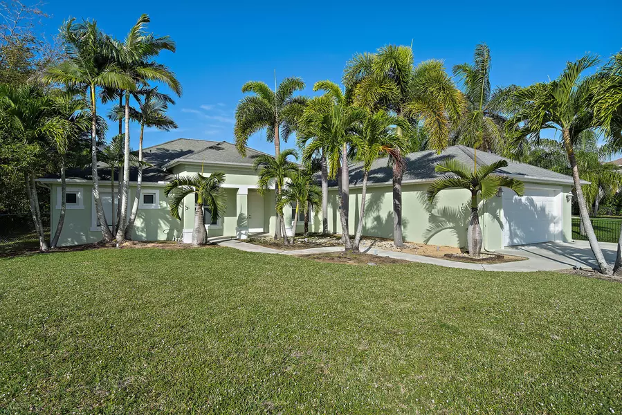 12974 SE Hibiscus DR, Hobe Sound, FL 33455