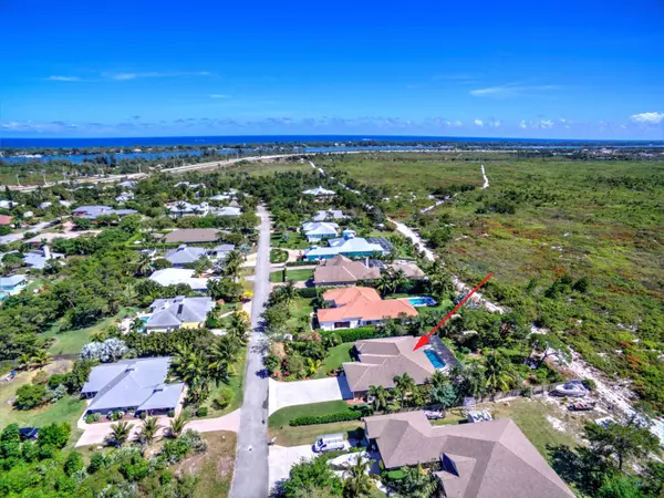 Hobe Sound, FL 33455,9618 SE Sharon ST