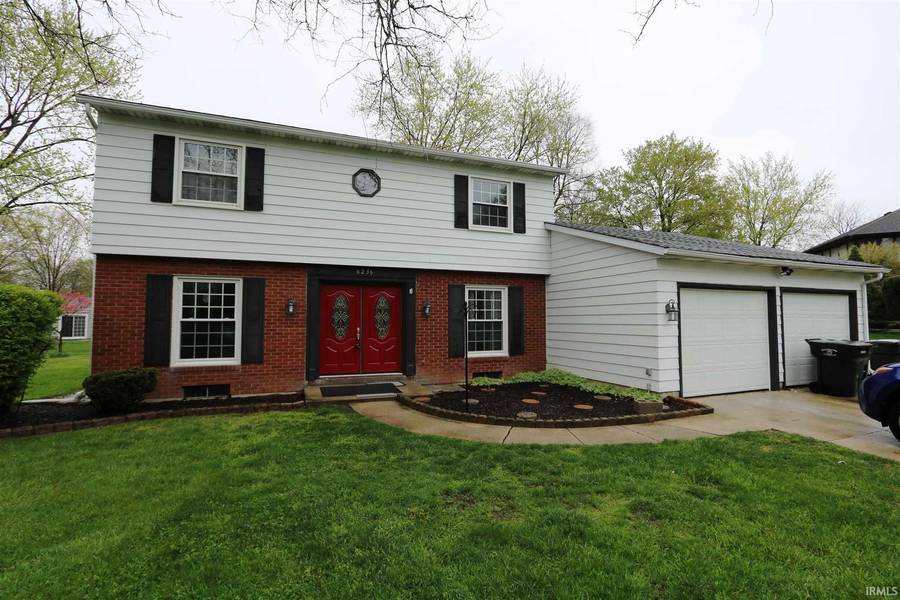 6236 Chaucer Court, South Bend, IN 46614