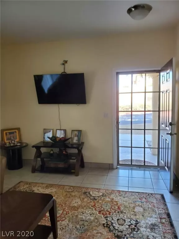 Henderson, NV 89052,2291 Horizon Ridge Parkway #7140