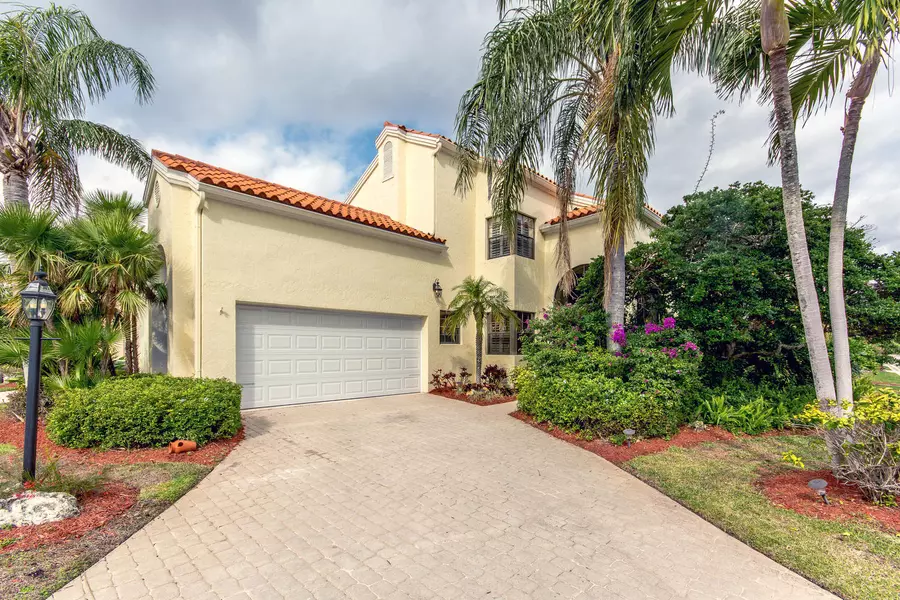 13277 Saint Tropez CIR, Palm Beach Gardens, FL 33410