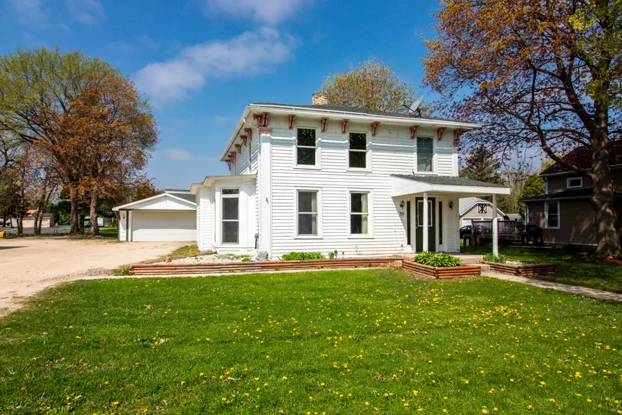 39 N Janesville St, Milton, WI 53563