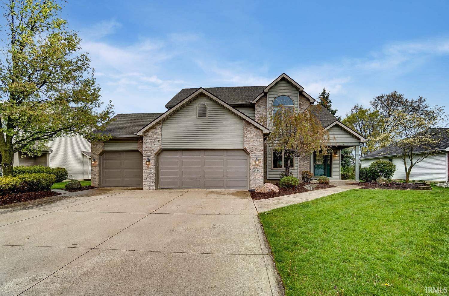 2330 Nettlecreek Drive, Fort Wayne, IN 46818-8714