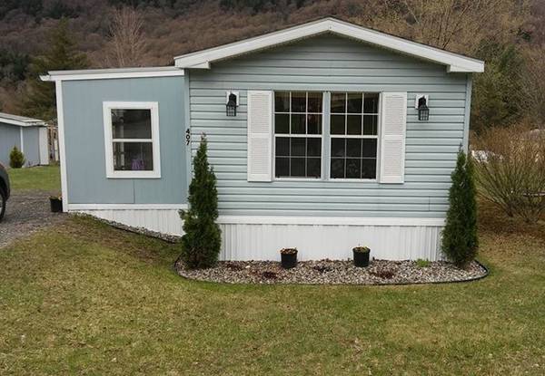 407 East ST, Bolton, VT 05676