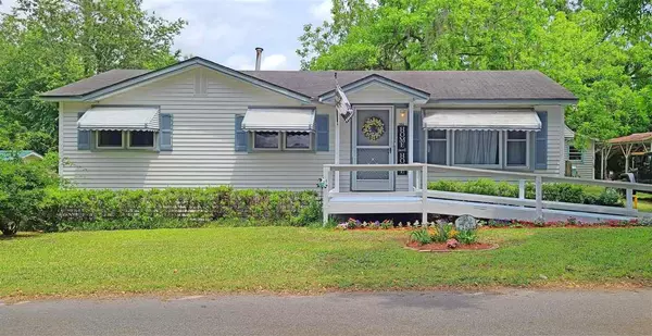 284 NE Yellow Pine Avenue, Madison, FL 32340