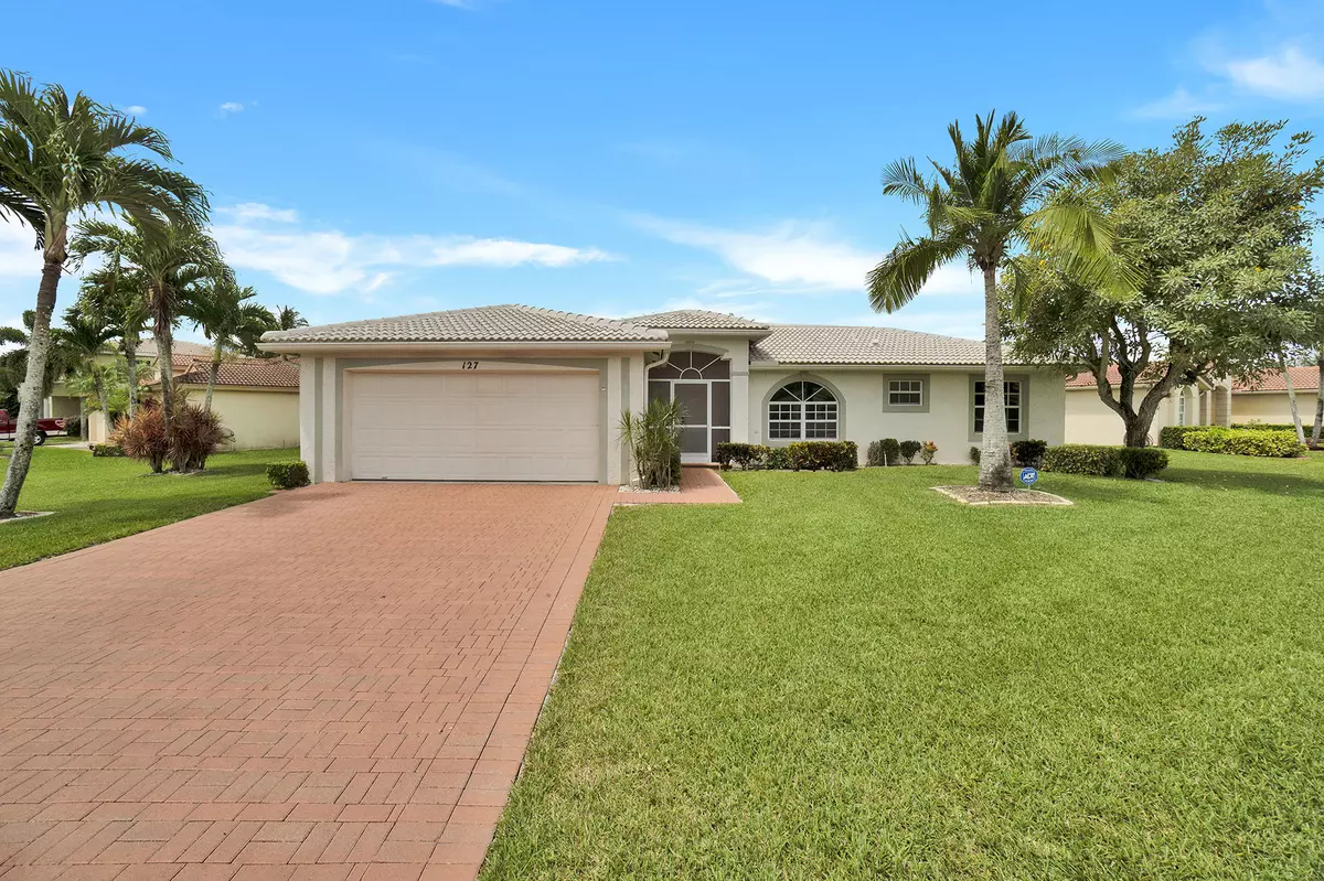 Royal Palm Beach, FL 33411,127 Cocoplum CIR