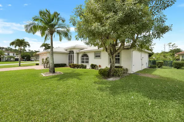 Royal Palm Beach, FL 33411,127 Cocoplum CIR