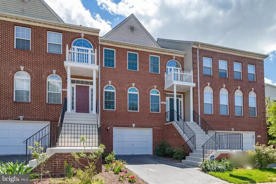 8917 ROYAL ASTOR WAY, Fairfax, VA 22031