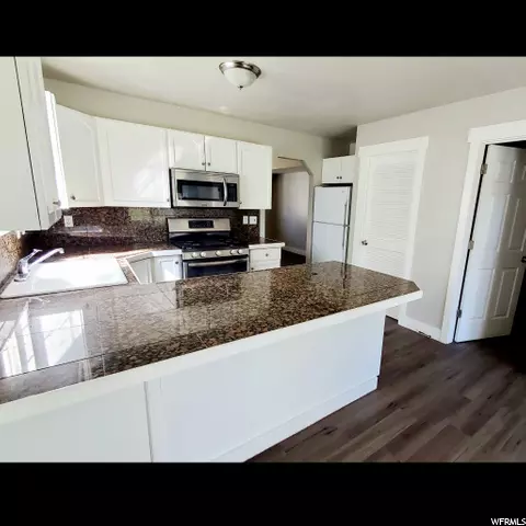 213 E 2300 N,  North Ogden,  UT 84414