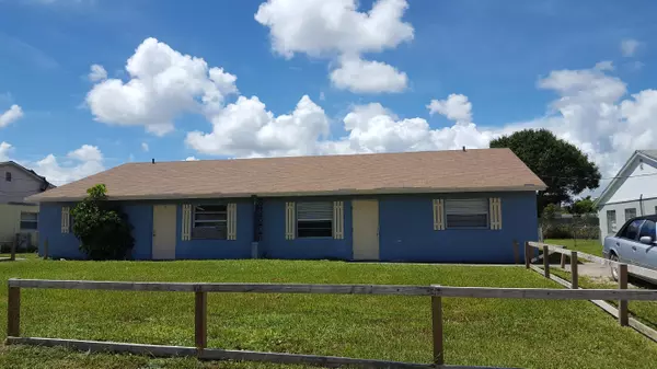 2811 Jefferson Pkwy, Fort Pierce, FL 34950