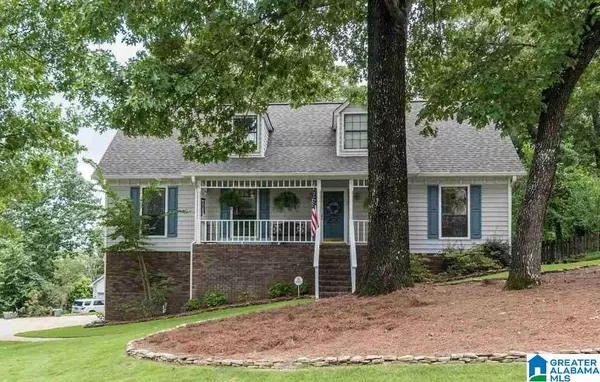 2241 ROCKCREEK TRL, Hoover, AL 35226