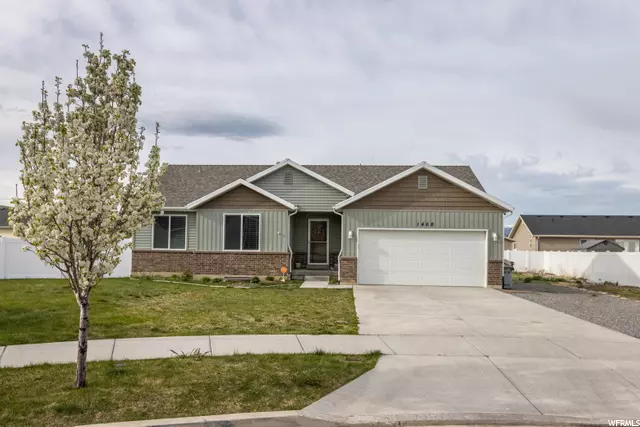 Hyrum, UT 84319,1468 E 185 S