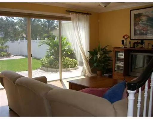 Jupiter, FL 33458,111 Sardinia CIR