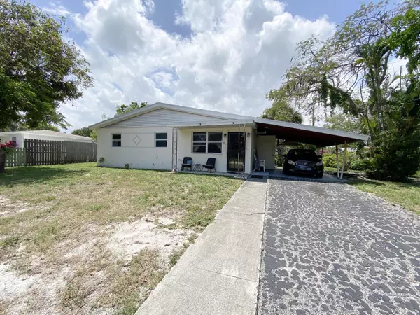 Lantana, FL 33462,1021 S 14th CT