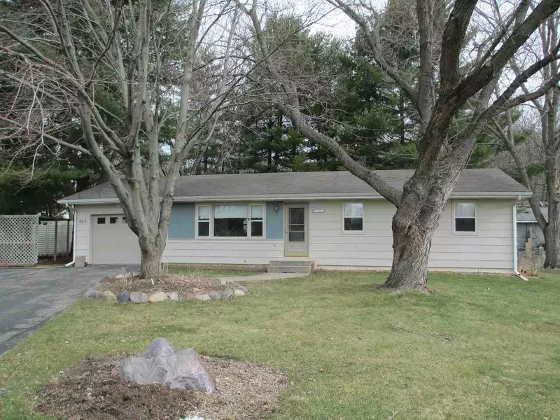 813 Rivercrest Dr, Baraboo, WI 53913