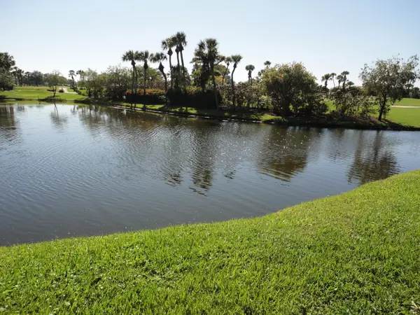 Boca Raton, FL 33434,19399 Sabal Lake DR