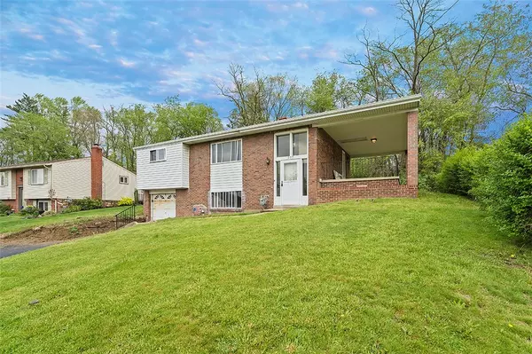 Coraopolis, PA 15108,227 Havenwood Dr