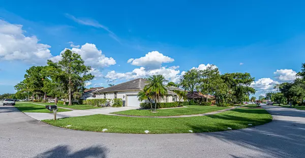 Wellington, FL 33414,13563 SW Northumberland CIR