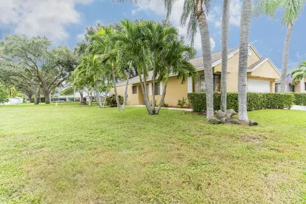 Boynton Beach, FL 33426,1 W Chesterfield DR