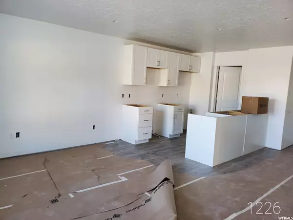 Lehi, UT 84043,772 N CANVASBACK DR #1226