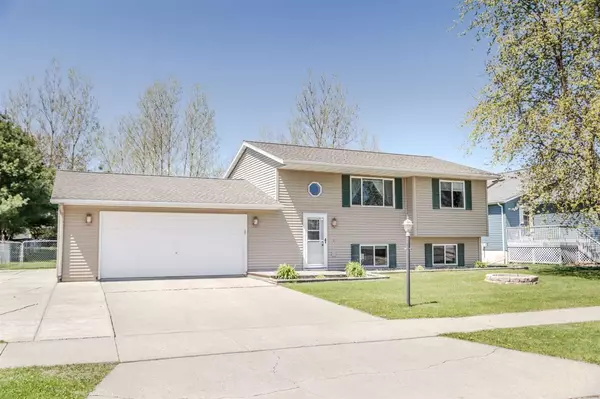 Reedsburg, WI 53959,422 Midway Dr