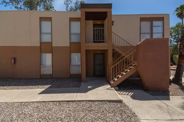 1620 N Wilmot Road #L-106, Tucson, AZ 85712