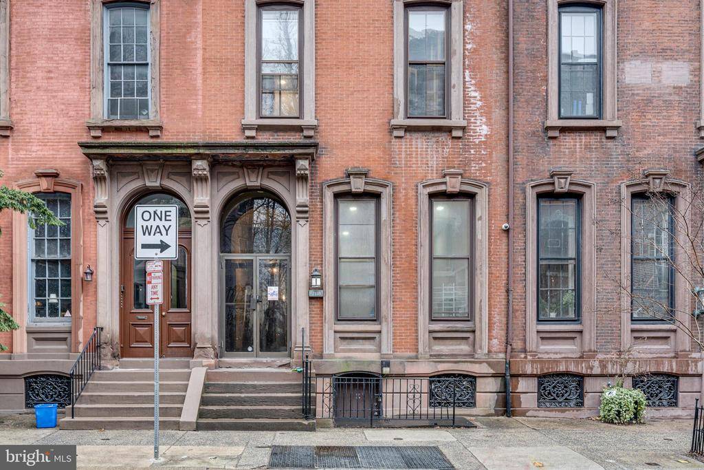 2118 SPRUCE ST, Philadelphia, PA 19103