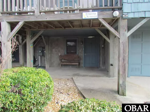 Duck, NC 27949,122 Quarterdeck Drive #Unit 4