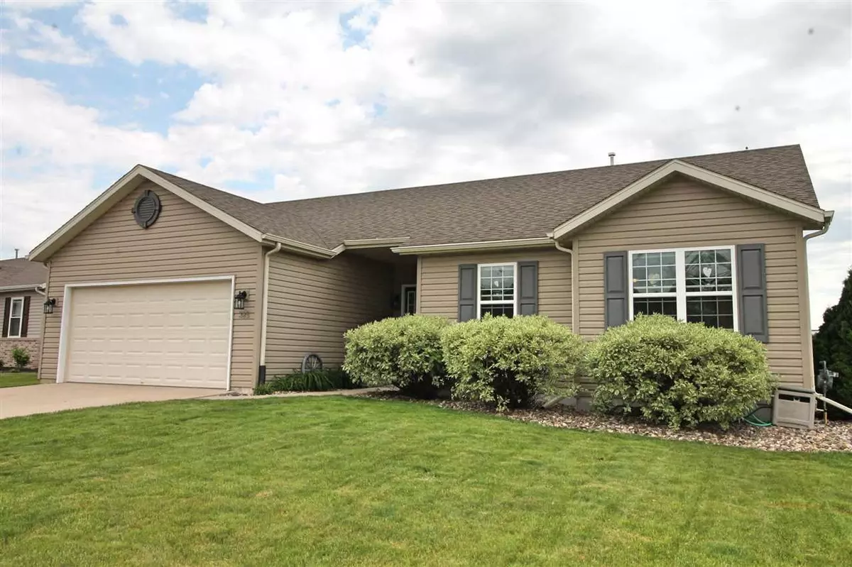 Milton, WI 53563,385 E Sunset Dr