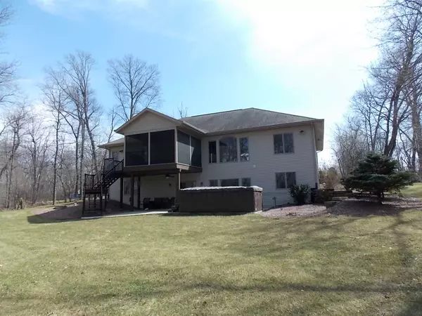 Milton, WI 53563,8405 N Ridge Tr