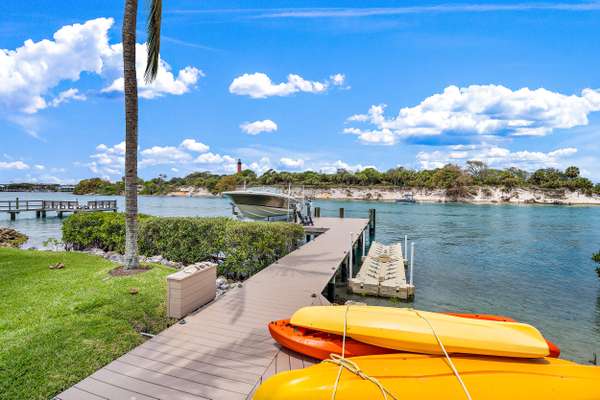 Jupiter Inlet Colony, FL 33469,100 Lighthouse DR