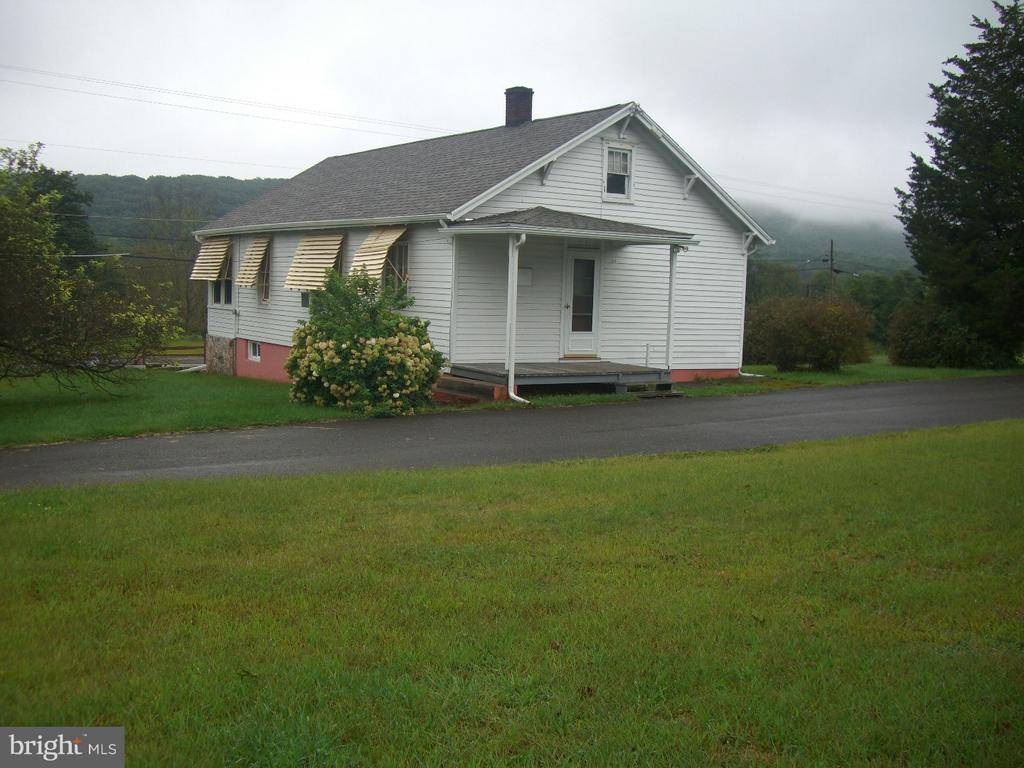 Barnesville, PA 18214,968 BARNESVILLE DRIVE