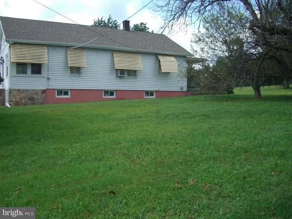 Barnesville, PA 18214,968 BARNESVILLE DRIVE