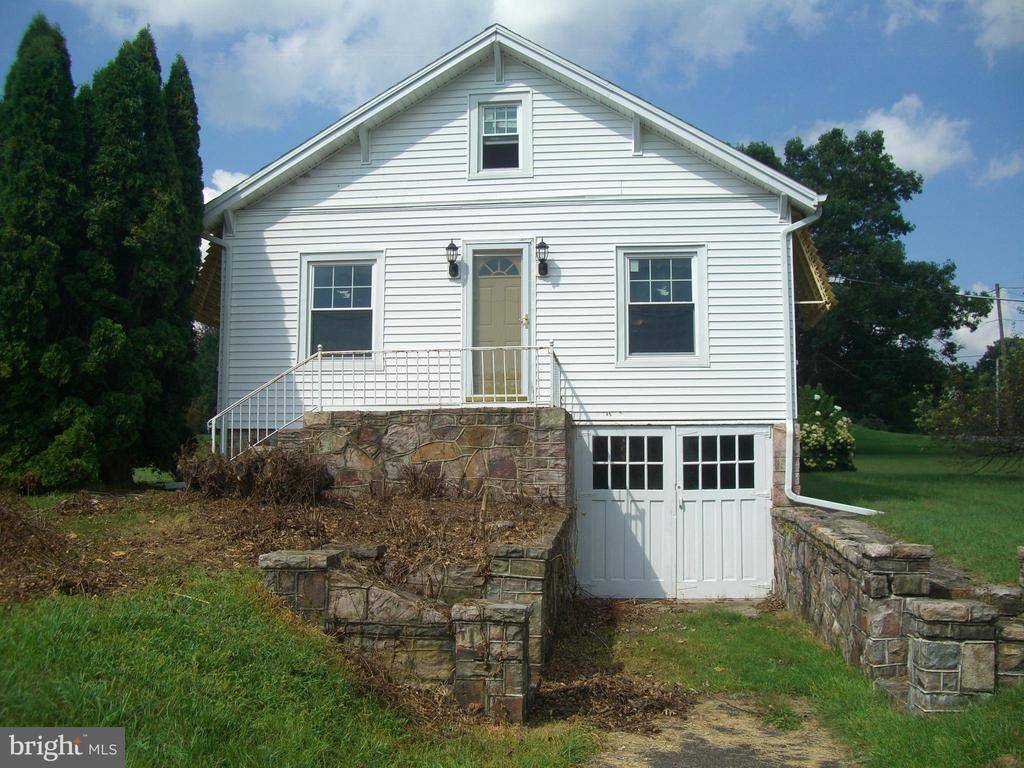 Barnesville, PA 18214,968 BARNESVILLE DR