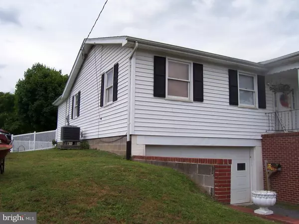 Moorefield, WV 26836,213 WATER STREET DR