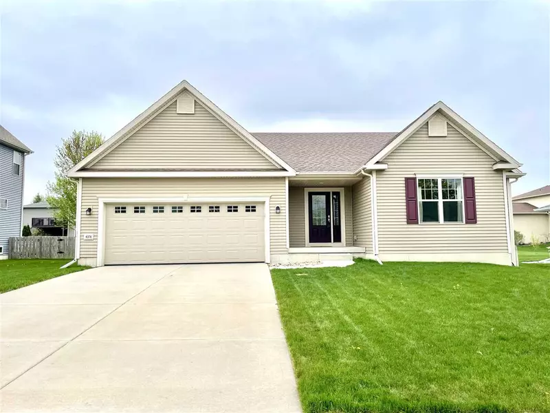 4374 Cradle Hill Dr, Deforest, WI 53532