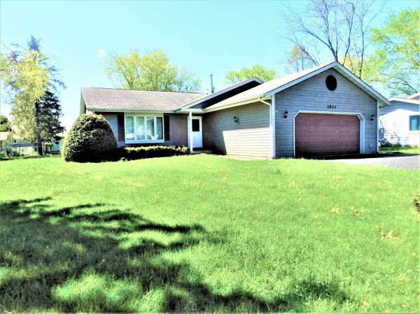 1931 Pheasant Ave, Twin Lakes, WI 53181