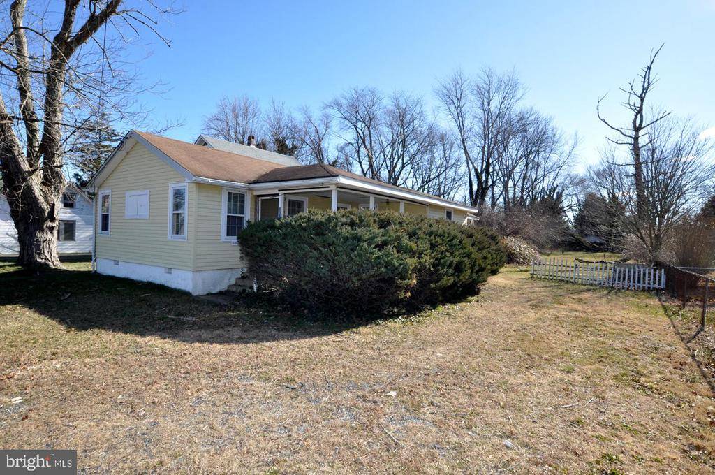 Tuckerton, NJ 08087,5660 ROUTE 9