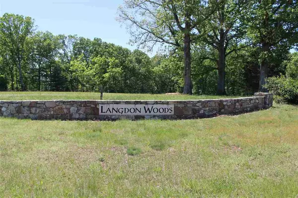 12 LANGDON WOODS DR DR, Dyke, VA 22935