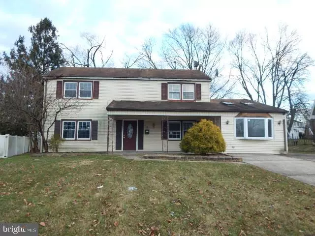 22 MAYFAIR CIR, Willingboro, NJ 08046