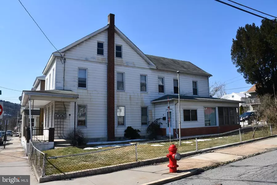 23 E LIBERTY ST, Schuylkill Haven, PA 17972