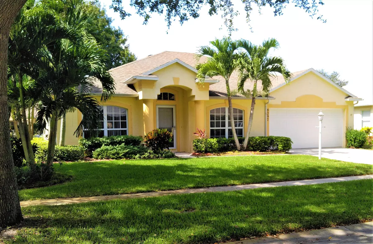 Port Saint Lucie, FL 34952,8297 Sandpine CIR