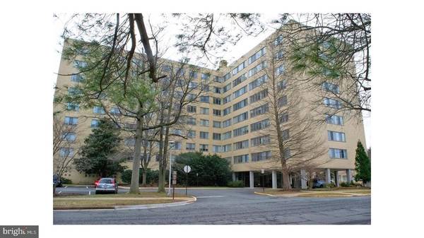 6621 WAKEFIELD DR #608, Alexandria, VA 22307