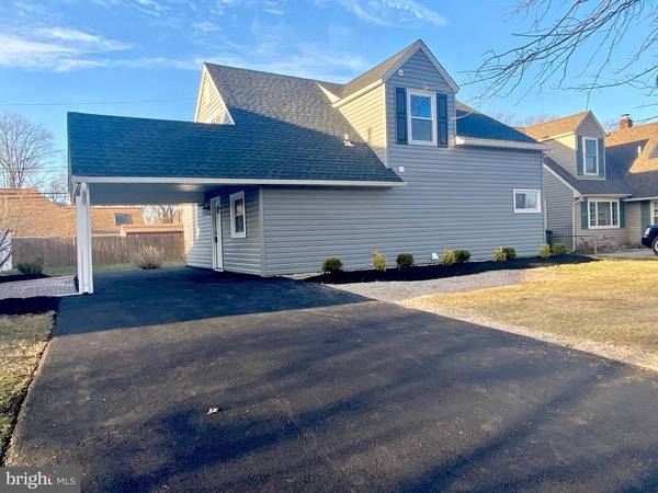 119 EVERTURN LN, Levittown, PA 19054